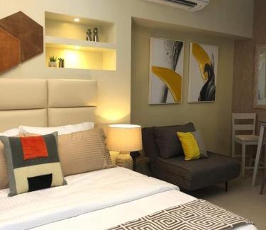 Poblacion District Apartment | AEON TOWERS STUDIO SUITE (by:skyspottravelcentra)