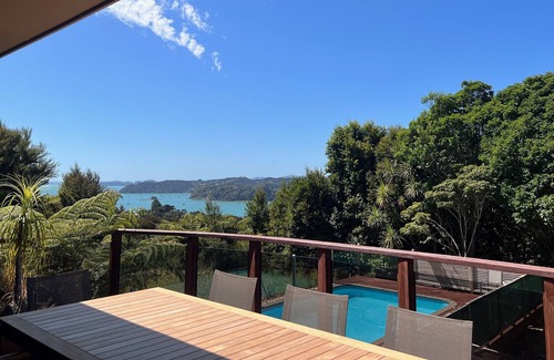 Te Wahapu House | Aerie - 360 degree views over Russell and the surrounding area