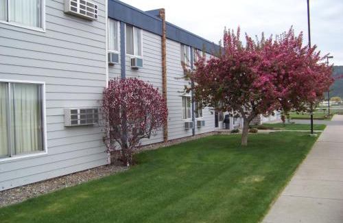 Kalispell Hotel | Aero Inn