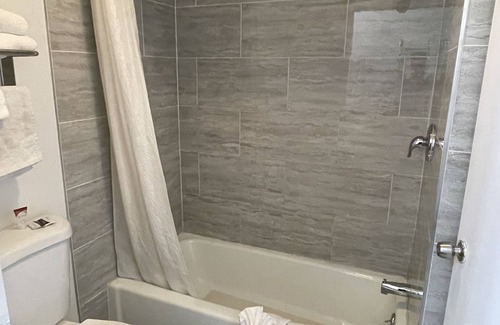 Mojave Hotel | Aerospace Inn