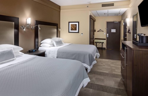 Sioux Falls Hotel | AeroStay Hotel