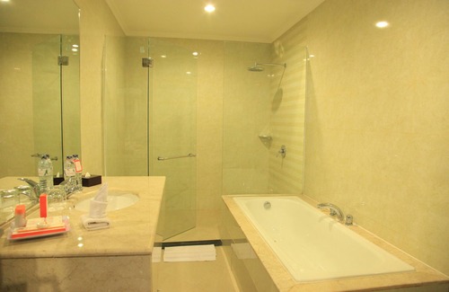 Makassar Hotel | Aerotel Smile Makassar