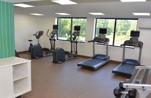 Waterville House | Aesthetically Pleasing Room for Your Holiday!