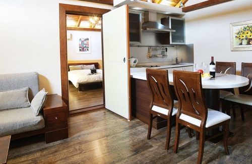 Downtown Hotel | Aewol ParkHill Village