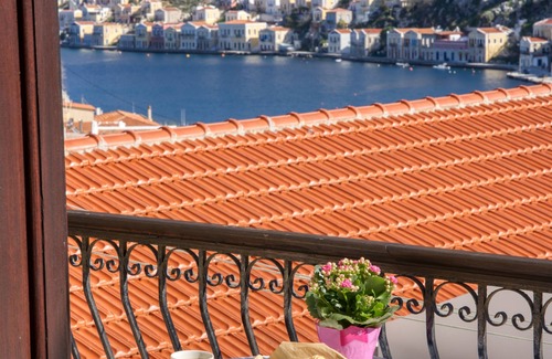 Symi Apartment | Afaia