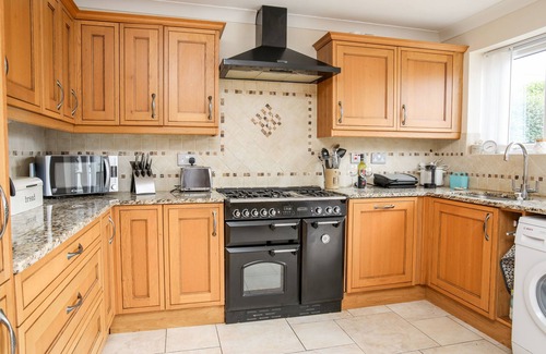 Nefyn Cottage | AFALLON, family friendly, character holiday cottage in Nefyn