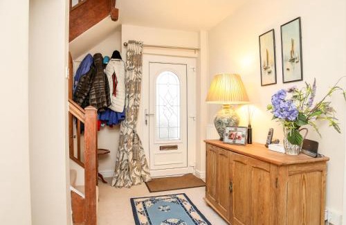 Nefyn House | Afallon