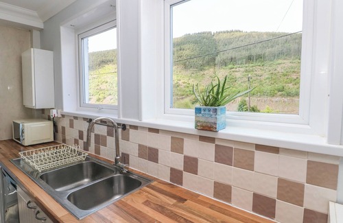 Cynonville Cottage | Afan House