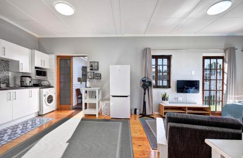 Port Elizabeth Apartment | Affinity Cottage
