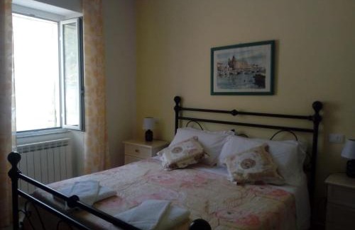 Vernazza House | Affittacamere Graziella