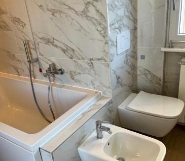 Arona House | Affittacamere La Quiete