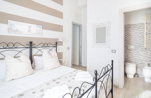 La Spezia Historic Centre House | Affittacamere Lunamar