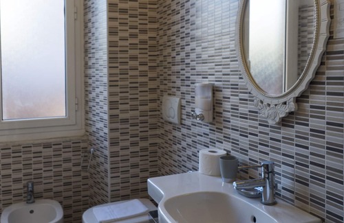 La Spezia Historic Centre House | Affittacamere Lunamar