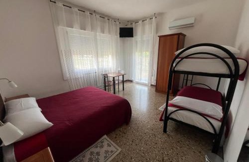 Faenza House | Affittacamere Mark