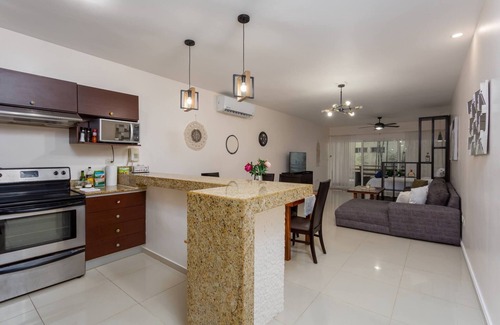 Puerto Aventuras Apartment | Affordable 1 Bedroom For Families in Sabbia Playa del Carmen - Near 5th Ave