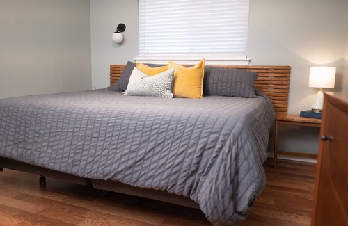 Franklin Park House | Affordable 3BR home close to airport and DT Austin