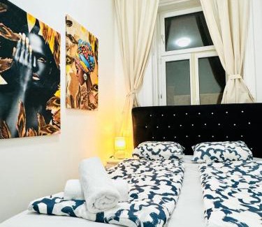 Liesing Apartment | Affordable 5 Bedroom Apartment, Near Atzgersdorf Park