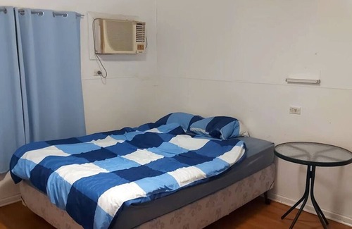 Meekatharra Hotel | Affordable and clean room with food option