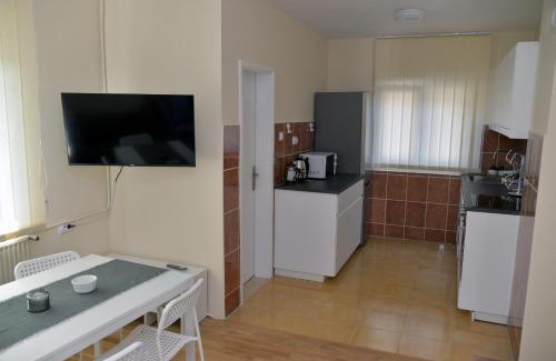 Kraljevo Apartment | Affordable and Newly Renovated 1-bedroom Apartment