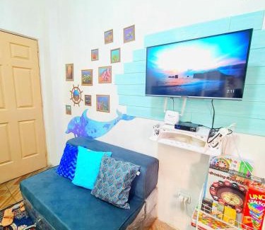 Tondo Apartment | affordable Apartment good for 6 with balcony