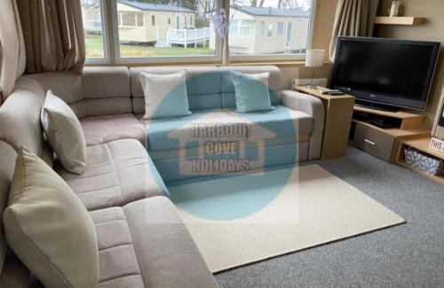 Minehead Ski Chalet | Affordable Caravan Holidays Butlins Minehead