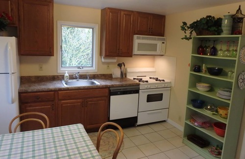 New Buffalo Cottage | Affordable Classic Cottage Charm. Sleeps 8. Internet provided.
