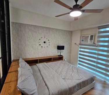 Pinagsama Apartment | Affordable Condo Suite with WIFI in McKinley BGC