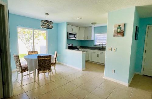 Palm Coast House | Affordable & cozy duplex close to the beach!
