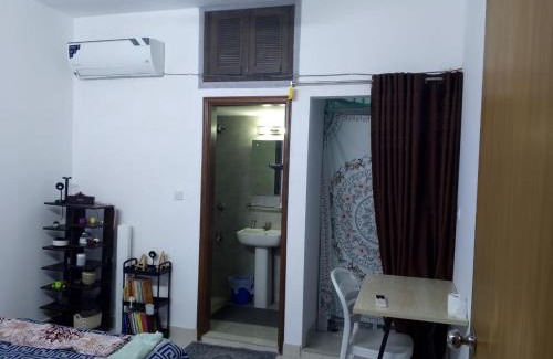 Basundhara Residential Area House | Affordable cozy room with attached washroom