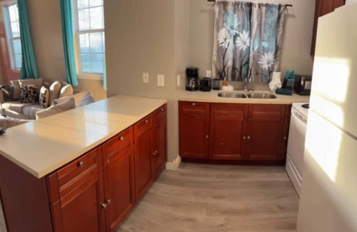 West Lake Forest Apartment | Affordable Duplex/minutes to New Orleans