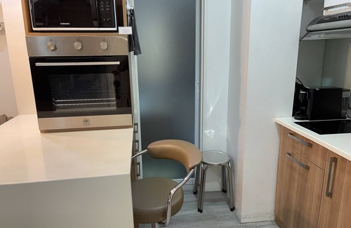 San Antonio Condo | Affordable in its location near middle of the central downtown of Makati,