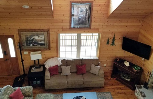 Black River Falls House | Affordable luxury on a budget