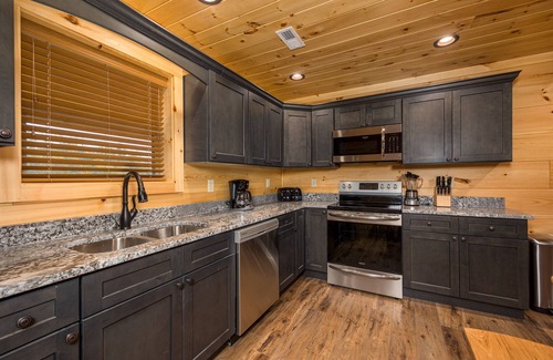 Cosby Cabin | Affordable luxury: mountain view 3 BR cabin w/hot tub, Wi-Fi and game room fun!