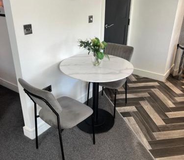 Peterborough Apartment | Affordable Serviced Apartment close to City Centre