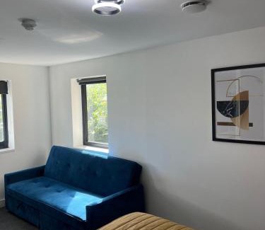 Peterborough Apartment | Affordable Serviced Apartment close to City Centre