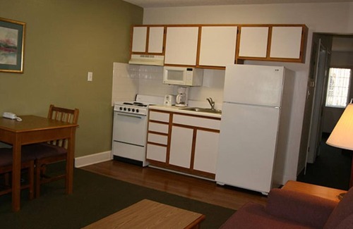 Shelby Apartment | Affordable Suites Shelby