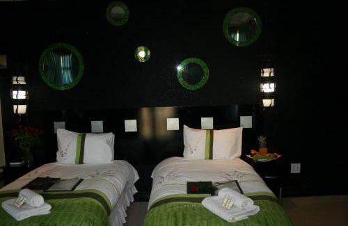 Ekurhuleni Hotel | Africa Paradise - OR Tambo Airport Boutique Hotel