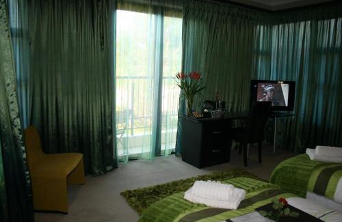 Ekurhuleni Hotel | Africa Paradise - OR Tambo Airport Boutique Hotel