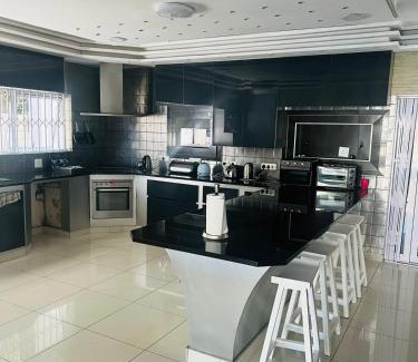 Parow North Bed & Breakfast | African Haven Guest House