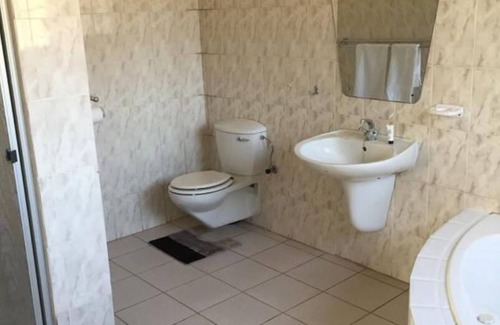 Boksburg House | African Kingdom Guest House