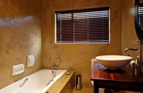 Kempton Park House | African Moon Corporate House