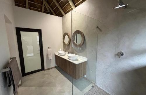 Hoedspruit Cabin | Afrikaya Bush Lodge