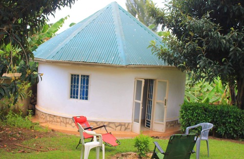 Fort Portal House | Afro Homestay