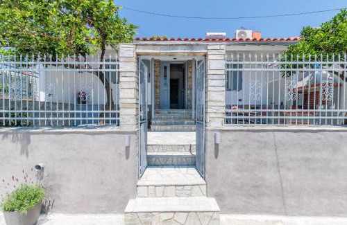 Glossa House | Afrodite's House