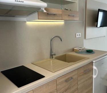 Sarti Hotel | Afroditi Haus Sarti