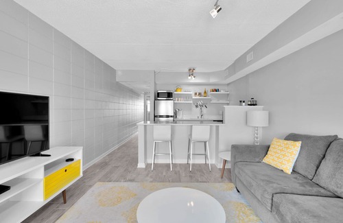 Navarre Beach Condo | After a sun soaked day on Navarre Beach, come back to relax at Sun Cottage!