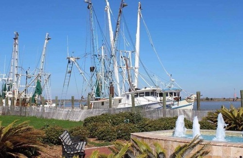 Magnolia Bluffs House | After Dune Delight - 5 min from SGI and Apalachicola