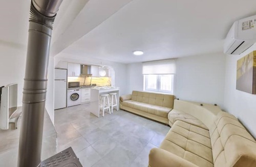 Milas Villa | Agach Aparts (Mulberry)