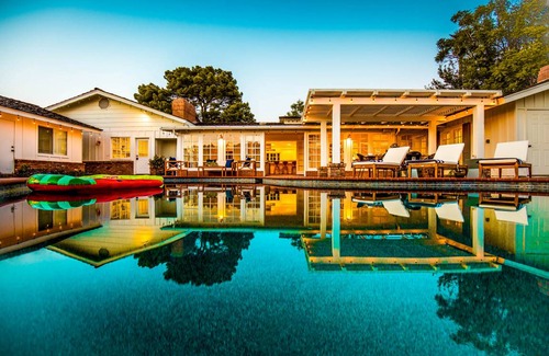 Arcadia House | Agave by AvantStay Expansive Resort Style Estate w/ Pool & Mtn Views!
