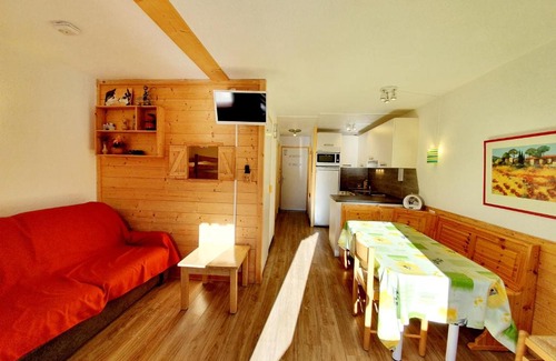 Les Orres Apartment | Agence des Orres - Le Belvedere - Studio cabine - B408